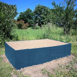 Carré potager 80x120cm - Arrosage autonome goutte à goutte - Kit 16 plants