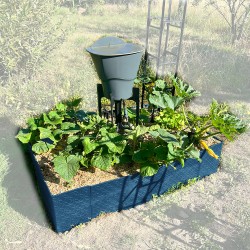 Carré potager 80x120cm - Arrosage autonome goutte à goutte - Kit 16 plants