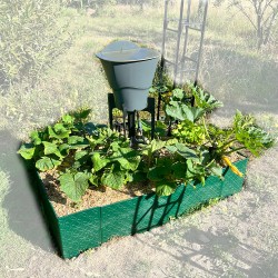 Carré potager 80x120cm - Arrosage autonome goutte à goutte - Kit 16 plants